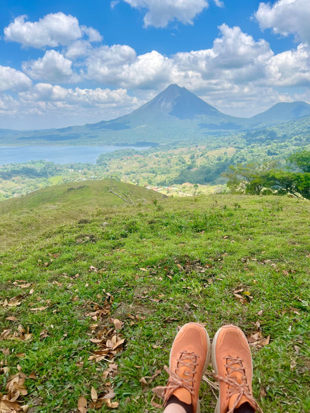 Spring Hiking Tips: Your Guide for Muddy Trails, Invasive Species and More